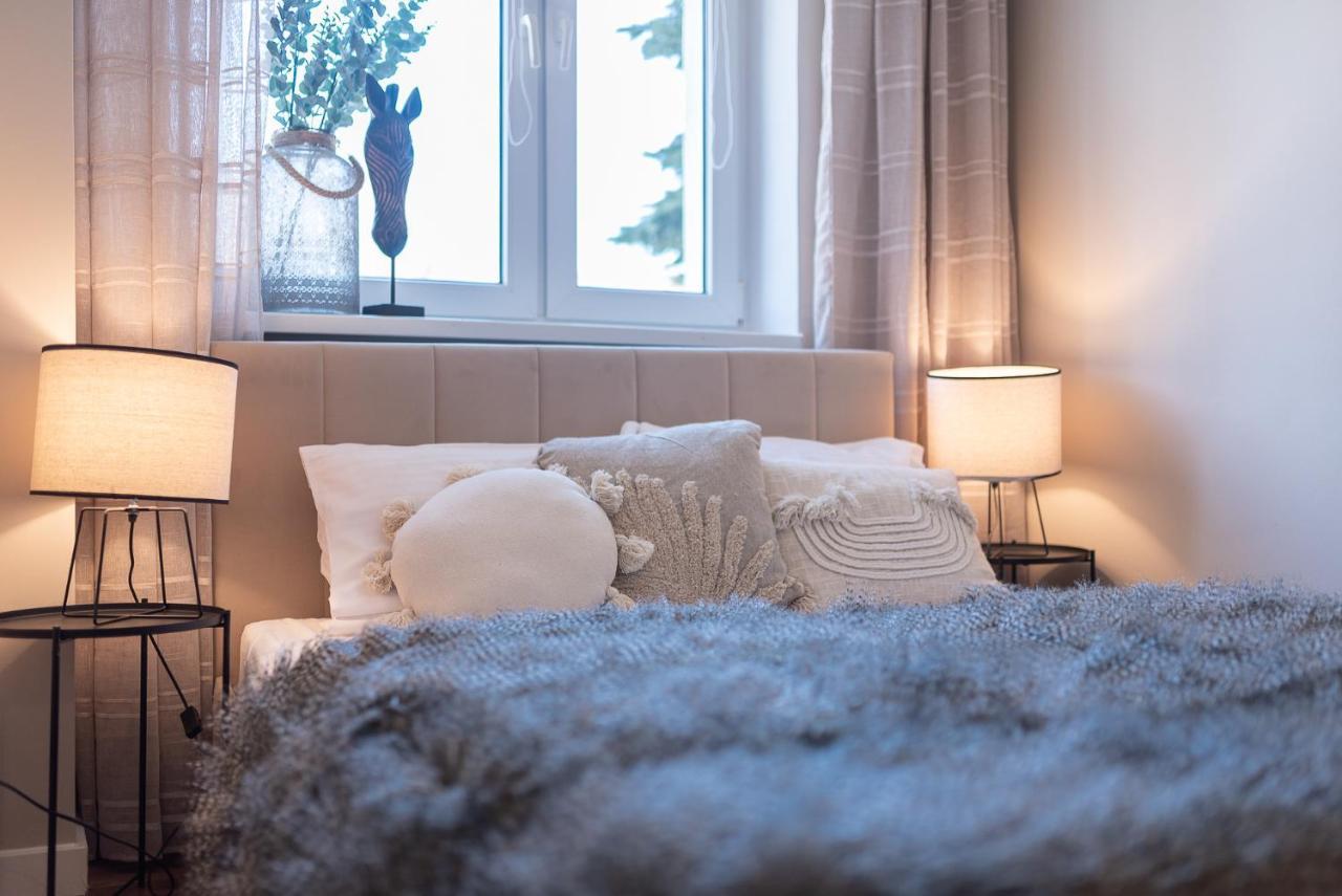 Bohema - Przytulne Mieszkanie Blisko Centrum I Dworca, Parter, Balkon, Park, Parking Leilighet *