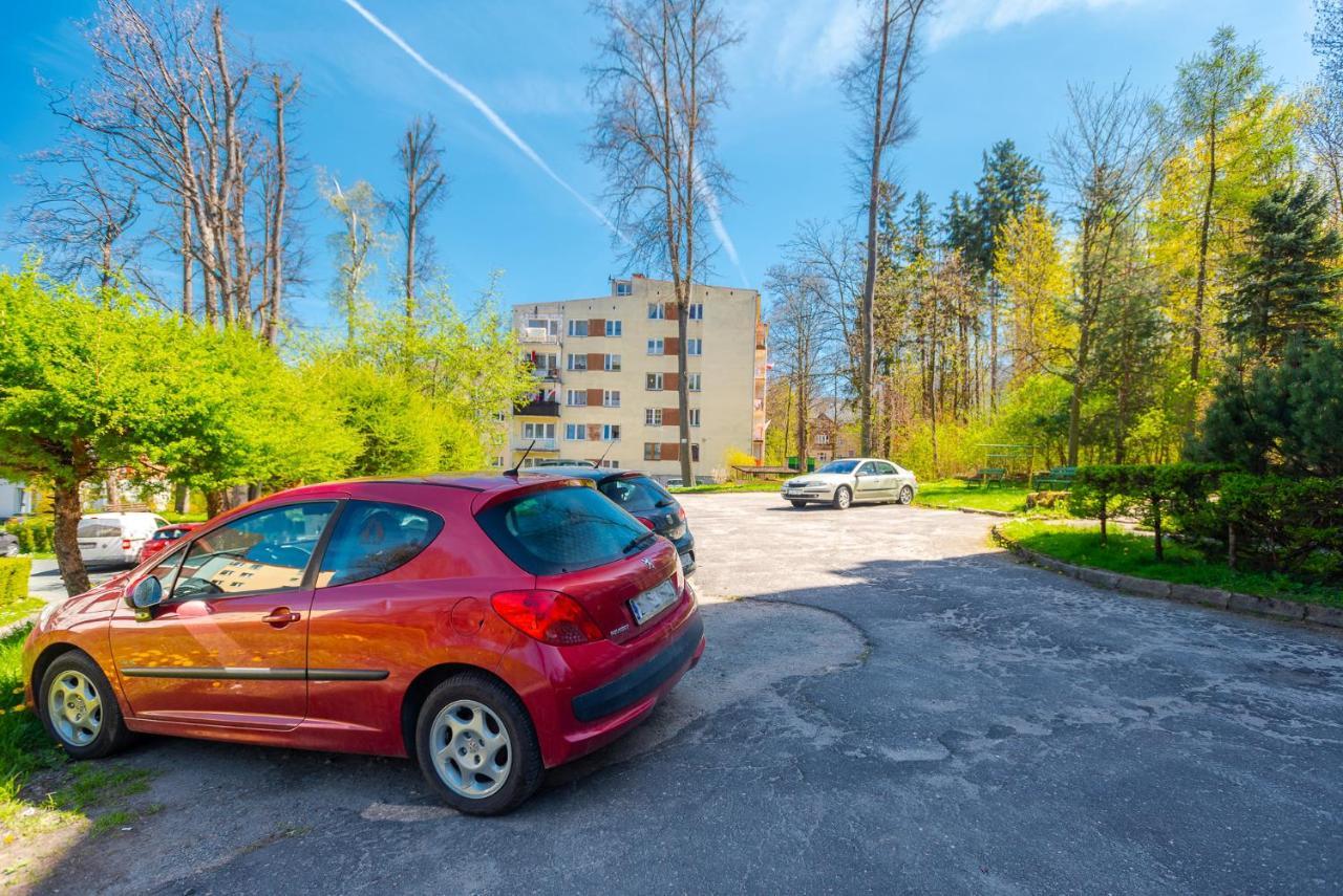 Apartment Bohema - Przytulne Mieszkanie Blisko Centrum I Dworca, Parter, Balkon, Park, Parking *